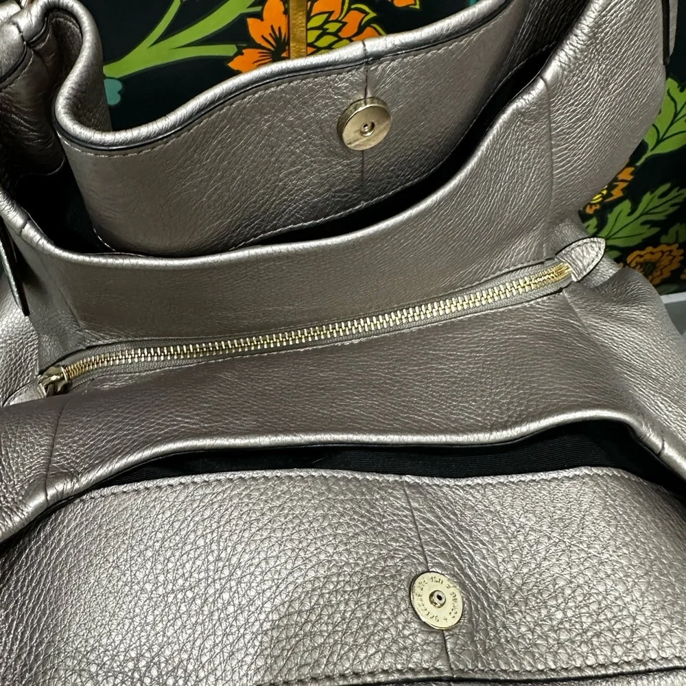 Coach Pebbled Leather Shoulder Tote – Silver Metallic – F35723 with COA